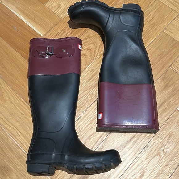 Knee-length black/purple Hunter rainboots size 5 - Picture 8 of 9